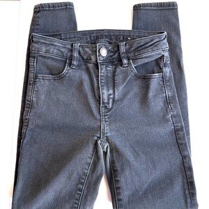 American Eagle High Rise Skinny Black Stretch Jeans Short